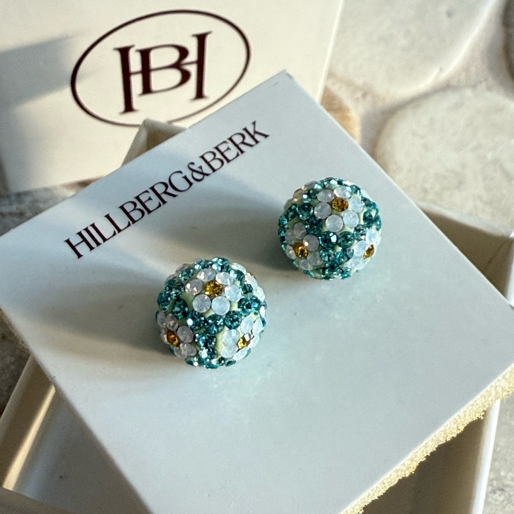 Hillberg & Berk Daisy Sparkle Ball Stud Earrings
